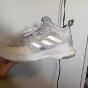 Near New women’s volleyball shoes